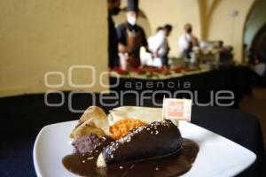 CANIRAC . MOLE POBLANO