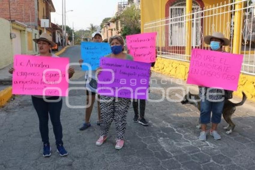 ATLIXCO . PROTESTA CASAS GEO