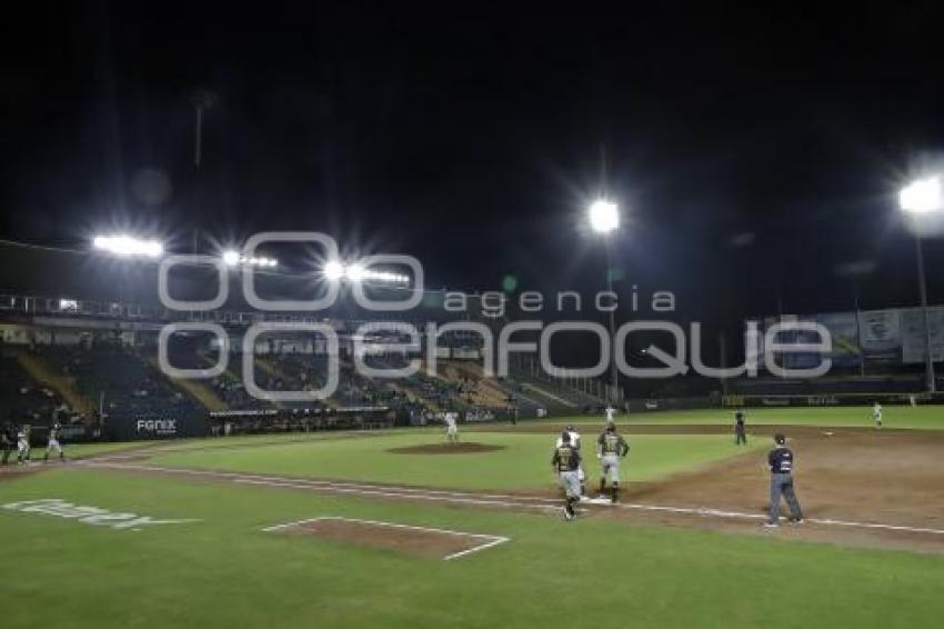 BEISBOL . PERICOS VS LEONES