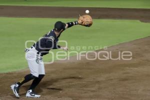 BEISBOL . PERICOS VS LEONES