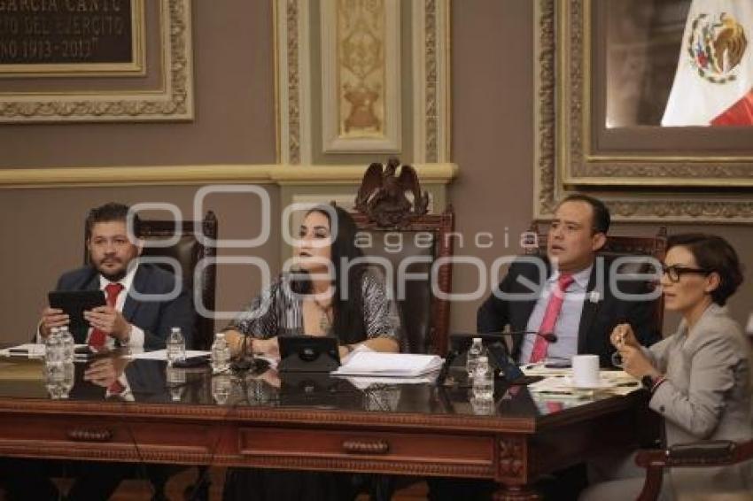 CONGRESO . SESIÓN