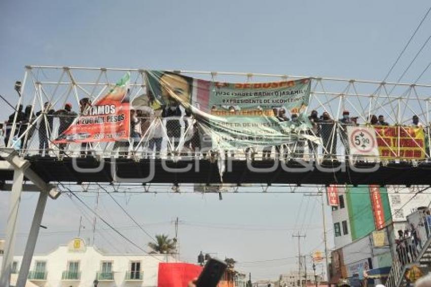 TLAXCALA . PROTESTA EN XICOHTZINCO