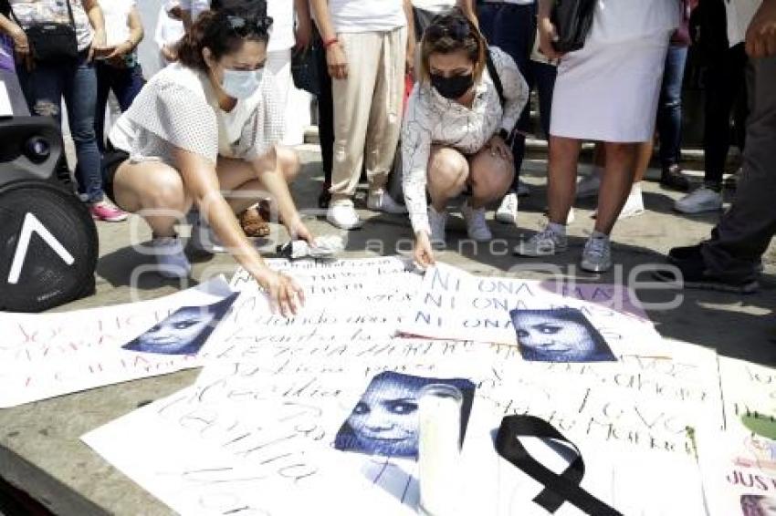 MANIFESTACIÓN . JUSTICIA CECILIA MONZÓN
