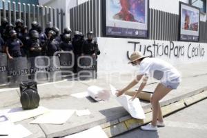 MANIFESTACIÓN .  JUSTICIA CECILIA MONZÓN