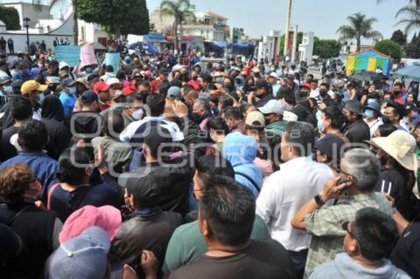 TLAXCALA . PROTESTA EN XICOHTZINCO