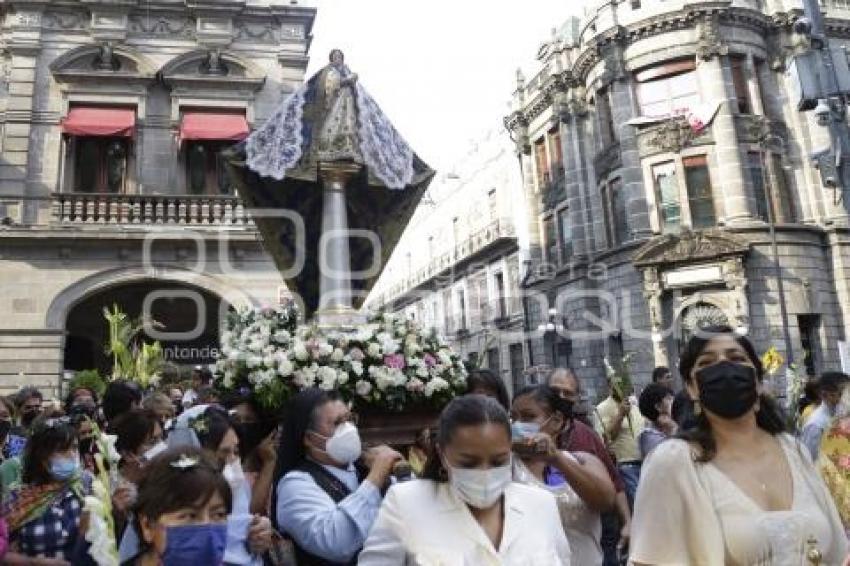 PROCESIÓN . VIRGEN DE LA DEFENSA