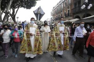 PROCESIÓN . VIRGEN DE LA DEFENSA