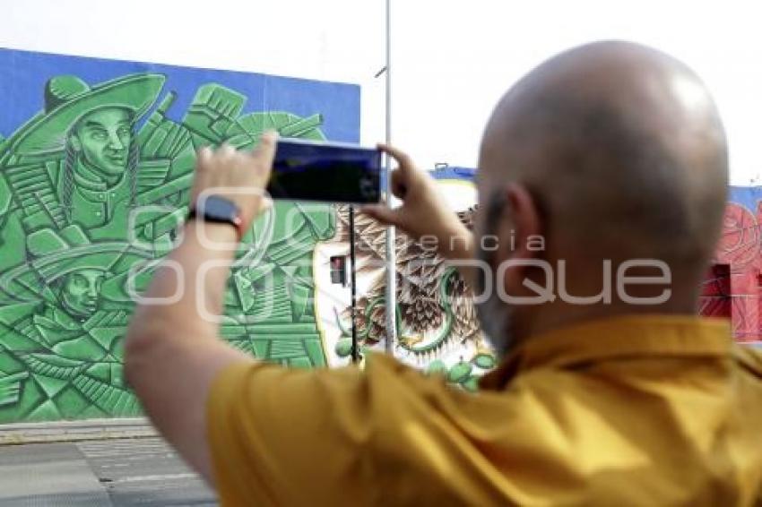 MURAL CONDECORACIÓN A LA VICTORIA