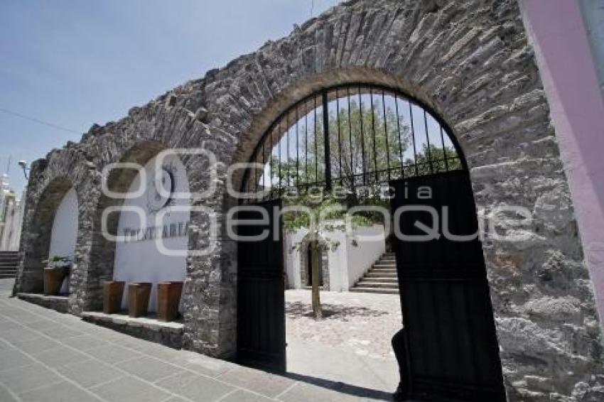 PARQUE CIRINEO . RETIRO DE PUERTAS