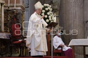 CATEDRAL . MISA
