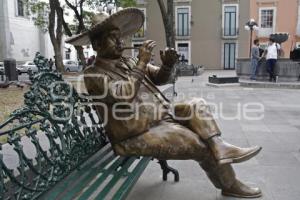 MARIACHI .  PARQUE SANTA INÉS