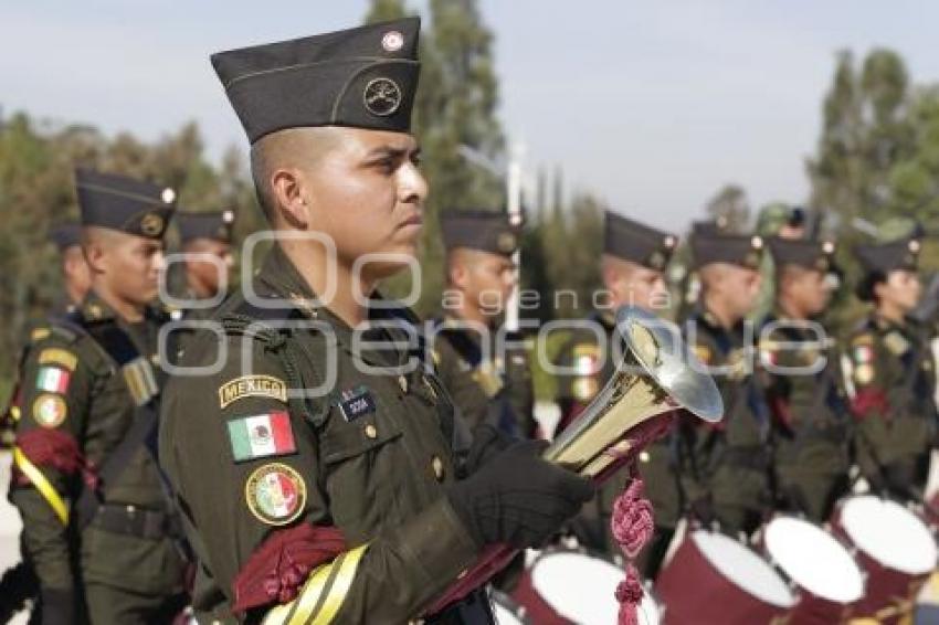 XXV ZONA MILITAR . COMANDANTE