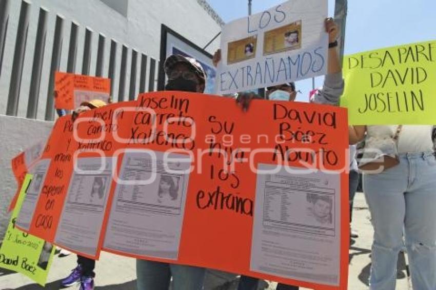 PROTESTA . FAMILIARES DESAPARECIDOS