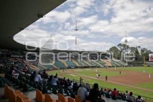 BEISBOL . PERICOS VS RIELEROS