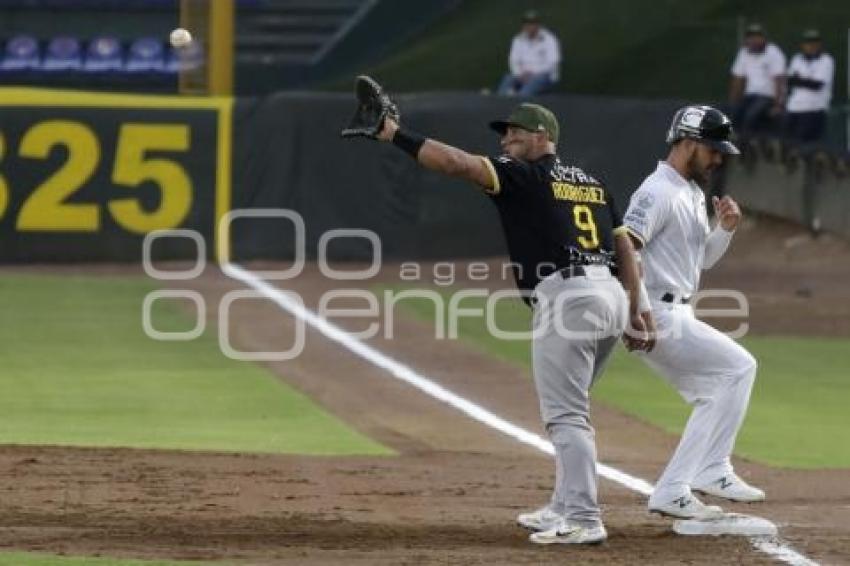 BEISBOL . PERICOS VS RIELEROS