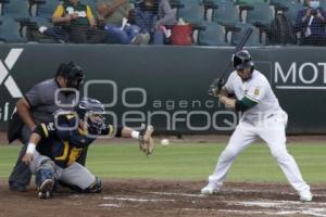 BEISBOL . PERICOS VS RIELEROS