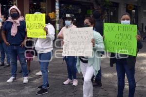 TEHUACÁN . MANIFESTACIÓN AGUA POTABLE