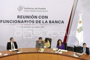 REUNIÓN FUNCIONARIOS DE LA BANCA 