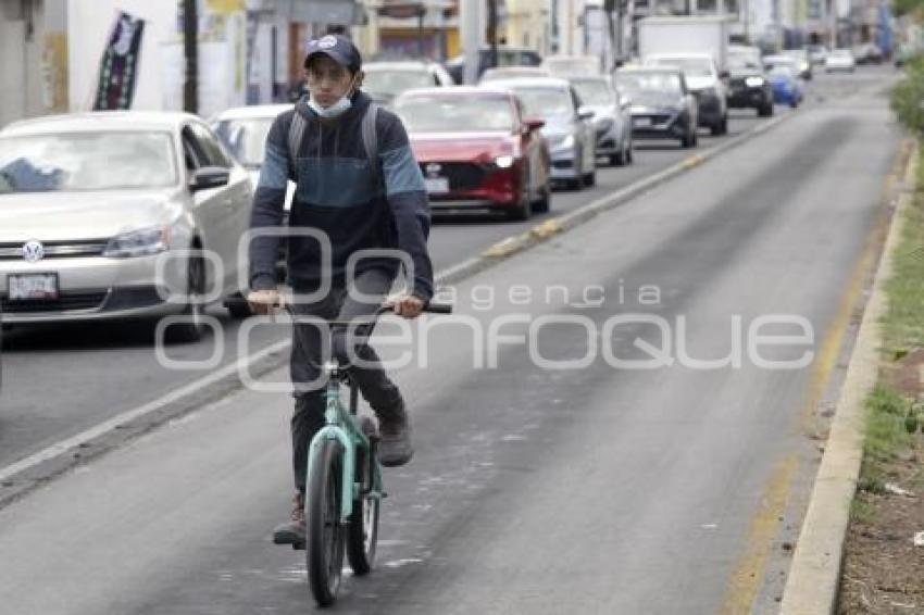 RUTA . CARRIL CONFINADO