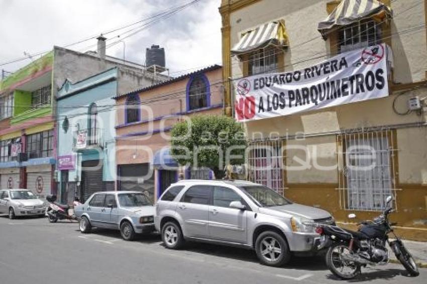 PROTESTA . PARQUÍMETROS