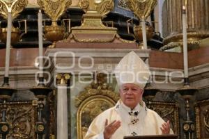 CATEDRAL . MISA