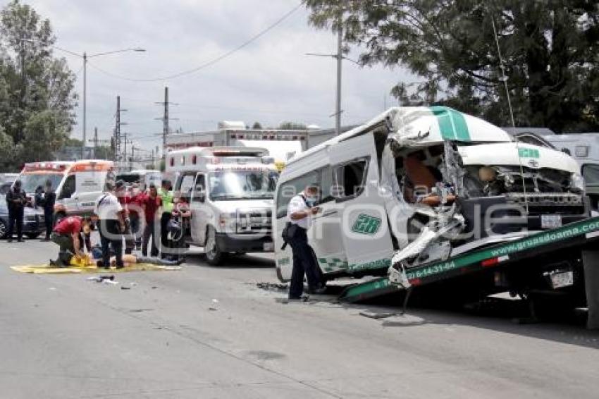 CHOQUE TRANSPORTE PÚBLICO