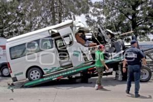 CHOQUE TRANSPORTE PÚBLICO