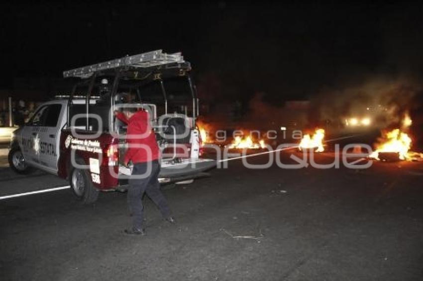 BLOQUEO AUTOPISTA MÉXICO-PUEBLA