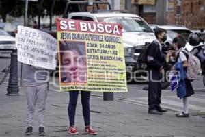 MANIFESTACIÓN FAMILIARES DESAPARECIDO