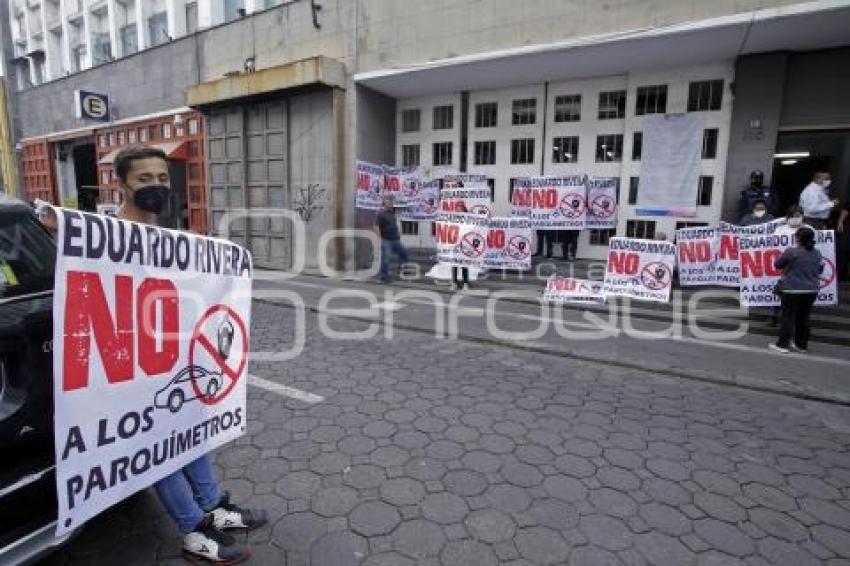 MANIFESTACIÓN PARQUÍMETROS