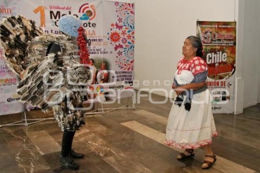 FERIA DEL MOLE Y GUAJOLOTE