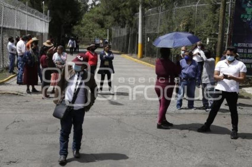 MANIFESTACIÓN . DUEÑOS BAÑOS PÚBLICOS