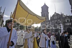 RELIGIÓN . CORPUS CHRISTI