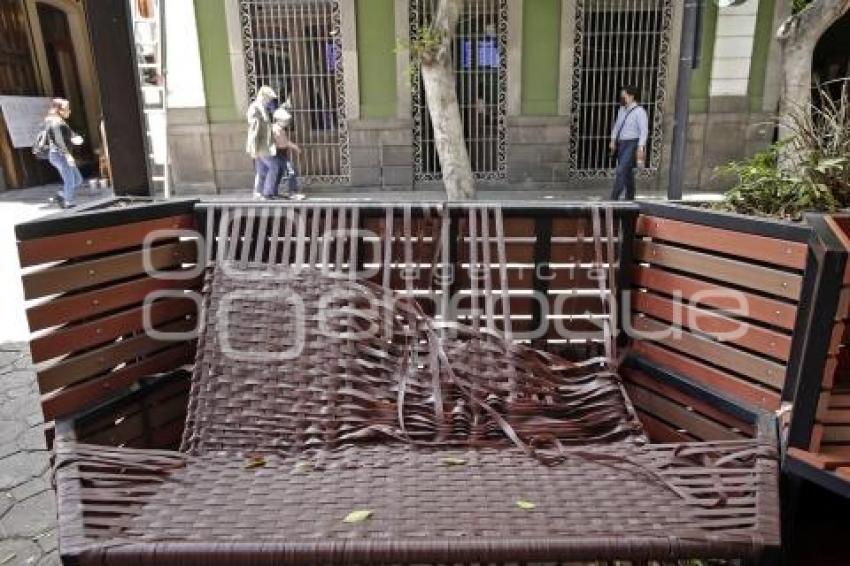 PARKLET VANDALIZADO