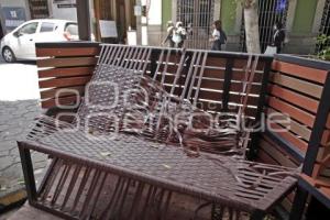 PARKLET VANDALIZADO