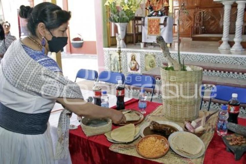 FERIA DEL MOLE Y EL GUAJOLOTE