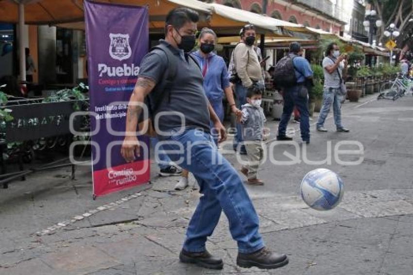 GRAN PASEO MUY PADRE