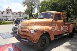 SAN PEDRO CHOLULA . AUTOS ANTIGUOS