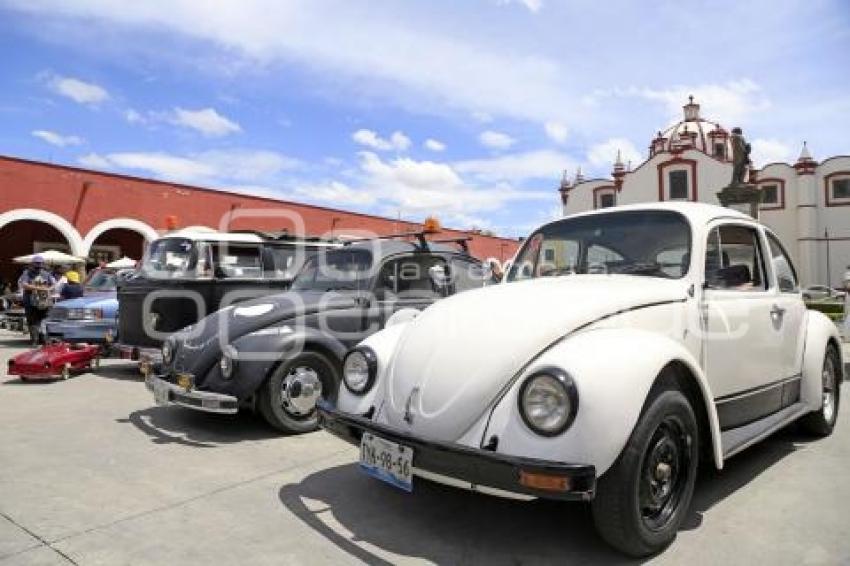 SAN PEDRO CHOLULA . AUTOS ANTIGUOS