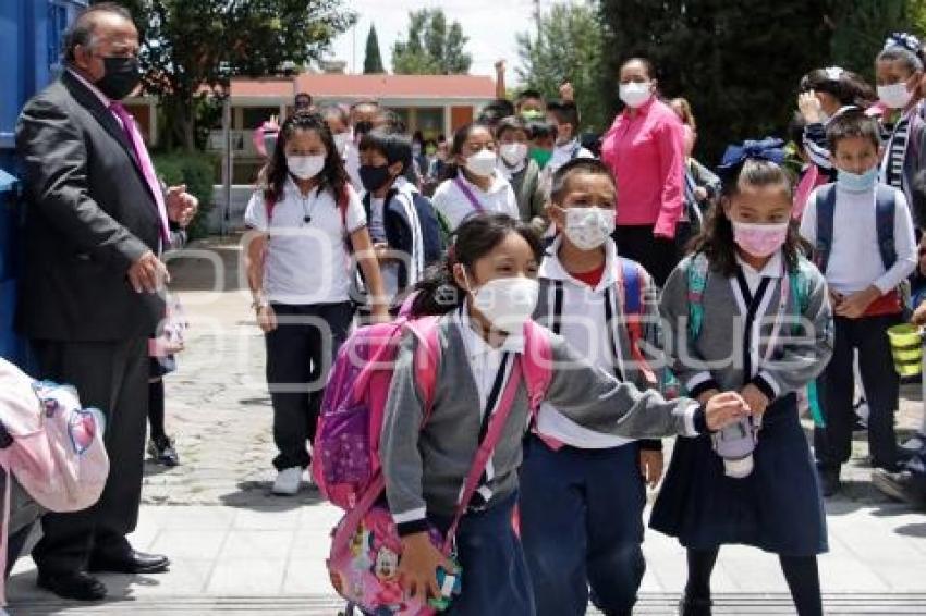 SAN ANDRÉS CHOLULA . SALIDA DE CLASES