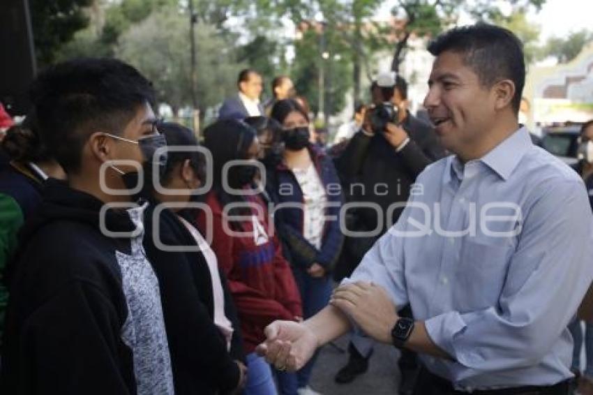 AYUNTAMIENTO . CONDUCE CON RUMBO