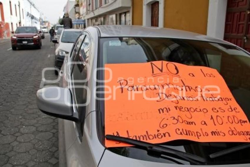 PROTESTA . PARQUÍMETROS