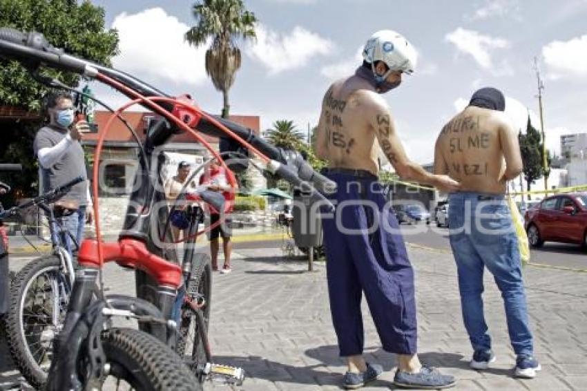 WORLD NAKED BIKE RIDE