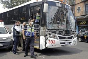 SEGURIDAD . CHOQUE METROBUS