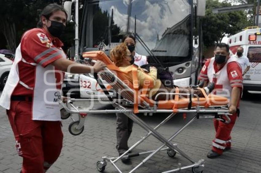 SEGURIDAD . CHOQUE METROBUS