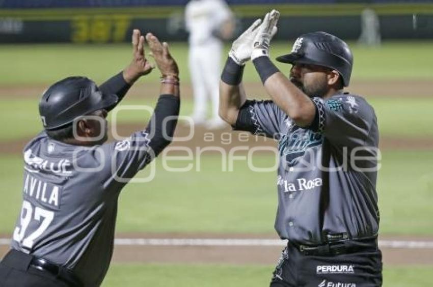 BÉISBOL . PERICOS VS MARIACHIS
