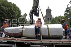 RETIRO OBRA ESCULTÓRICA "YOU"