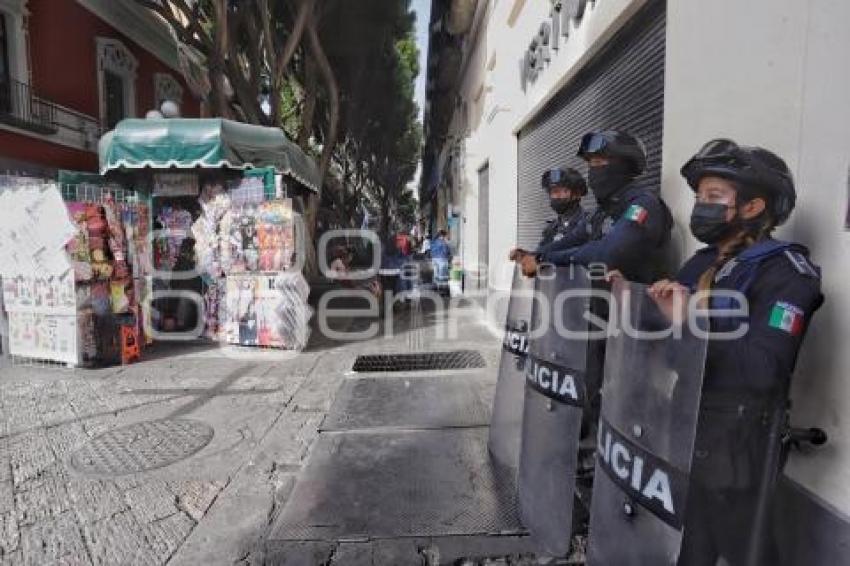 OPERATIVO . VENDEDORES AMBULANTES