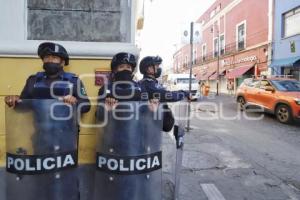 OPERATIVO . VENDEDORES AMBULANTES