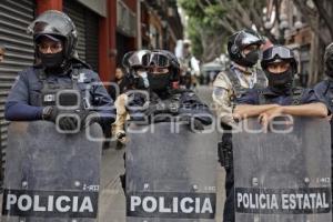 SEGURIDAD . POLICÍA